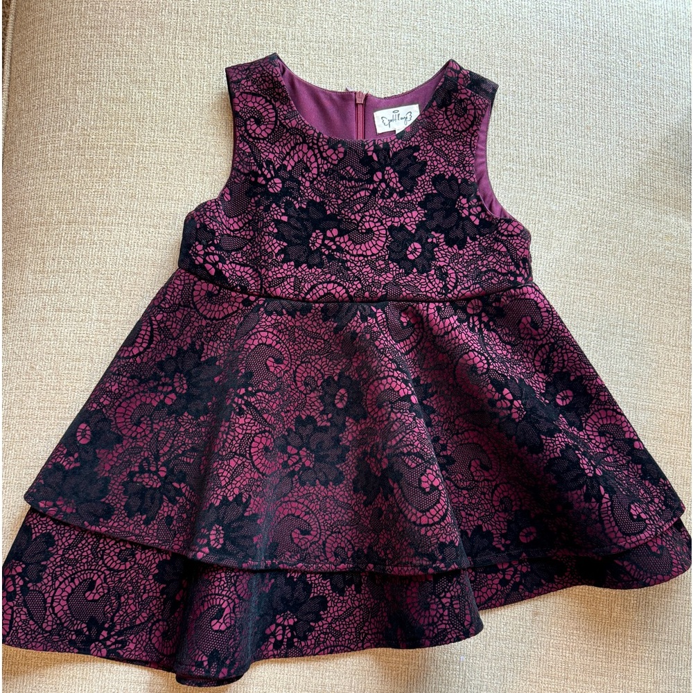 Pre-loved dress for kids (3T). Maroon velvet formal dress❤️
